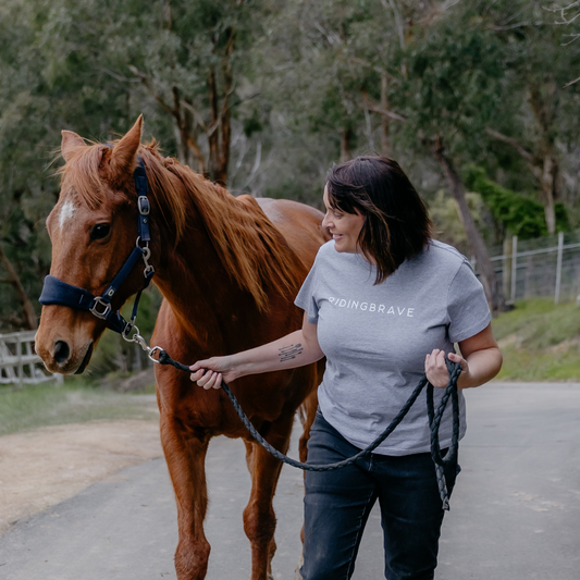 RIDING BRAVE WOMENS